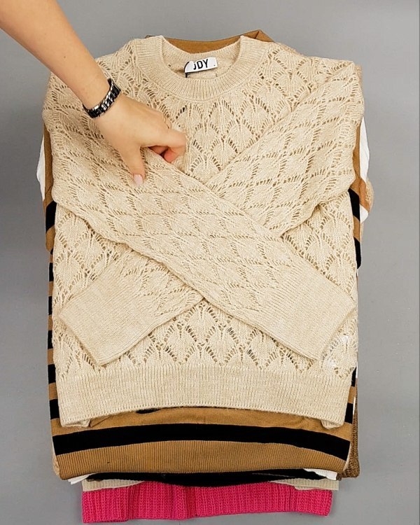 Фотография  186 - Джемпера Bestseller 104#7 кг, ЛОТ №7227 оптом в Благовещенске и Амурской области