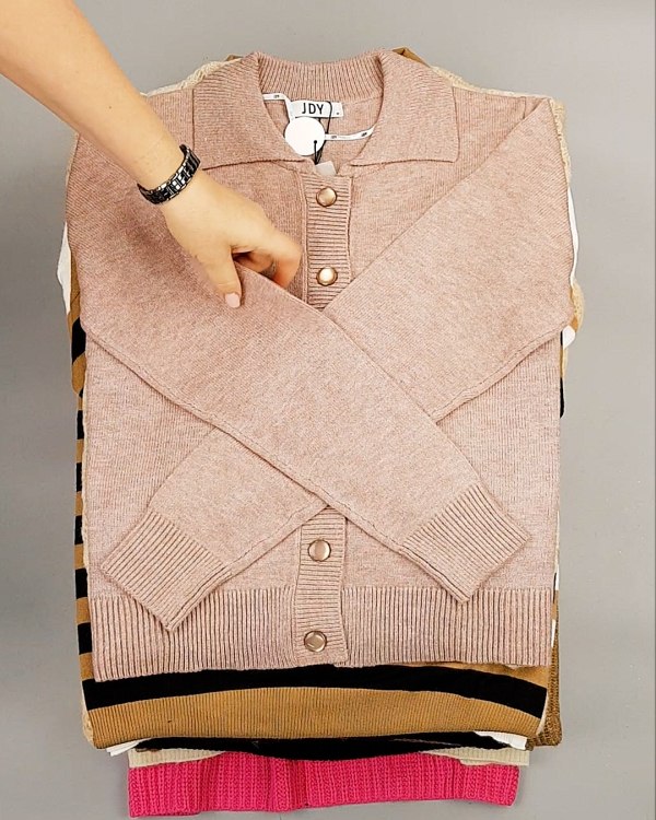 Фотография  617 - Джемпера Bestseller 104#7 кг, ЛОТ №7227 оптом в Благовещенске и Амурской области