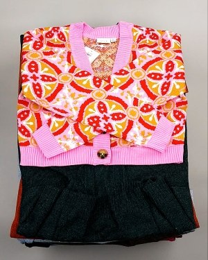 Купить Кардиганы VILA W 104#7 кг, ЛОТ №7384 оптом в Благовещенске и Амурской области