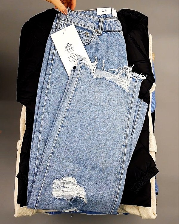 Фотография  117 - Bestseller Winter В mix 114#15 кг, ЛОТ №7372 оптом в Благовещенске и Амурской области