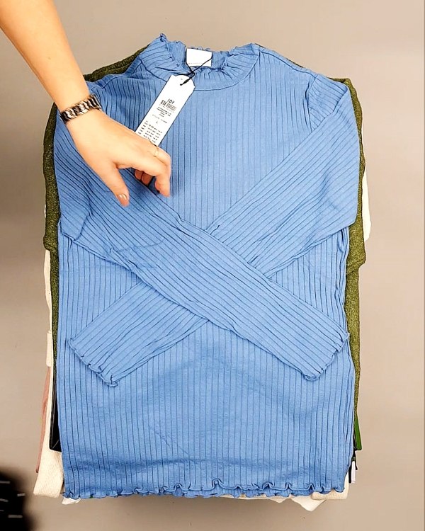 Фотография  954 - Bestseller Winter mix 104#15 кг, ЛОТ №7309 оптом в Благовещенске и Амурской области