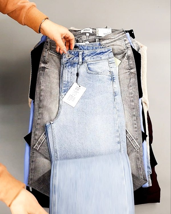 Фотография  844 - Bestseller Winter В mix 114#15 кг, ЛОТ №7375 оптом в Благовещенске и Амурской области