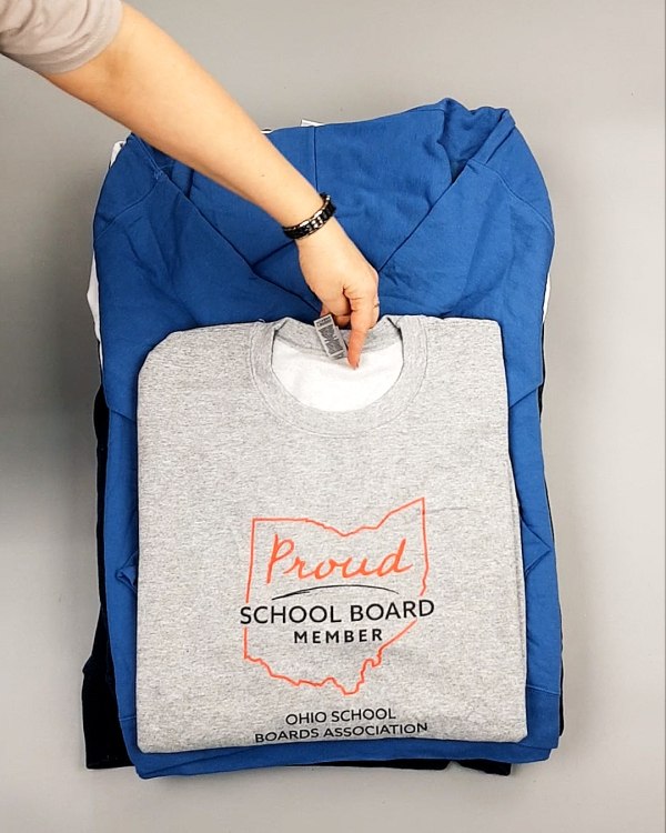 Фотография  650 - Толстовки м/ж (Sweat Tops)#20 кг, ЛОТ №7434 оптом в Благовещенске и Амурской области