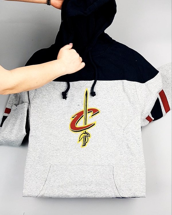 Фотография  312 - HOODIE CAN 084#10 кг, ЛОТ №7426 оптом в Благовещенске и Амурской области