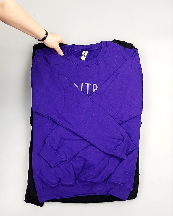 Фотография  411 - Толстовки м/ж (Sweat Tops)#20 кг, ЛОТ №7433 оптом в Благовещенске и Амурской области