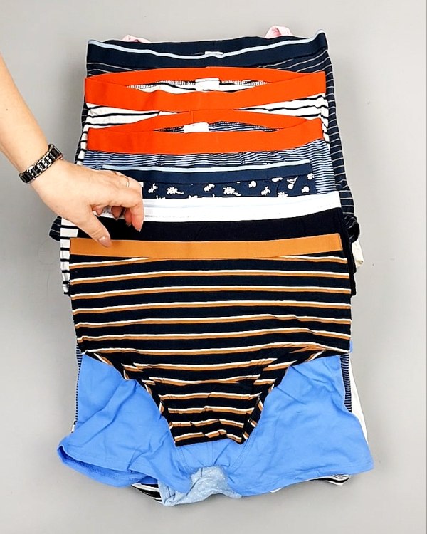 Фотография  837 - Нижнее белье TCM Kids 074#5 кг, ЛОТ №7395 оптом в Благовещенске и Амурской области