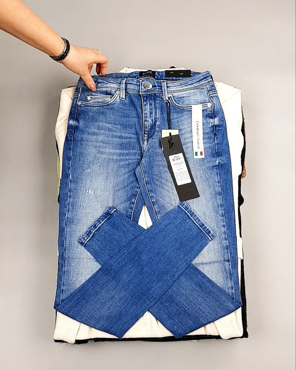 Фотография  593 - Bestseller Winter mix 104#15 кг, ЛОТ №7344 оптом в Благовещенске и Амурской области