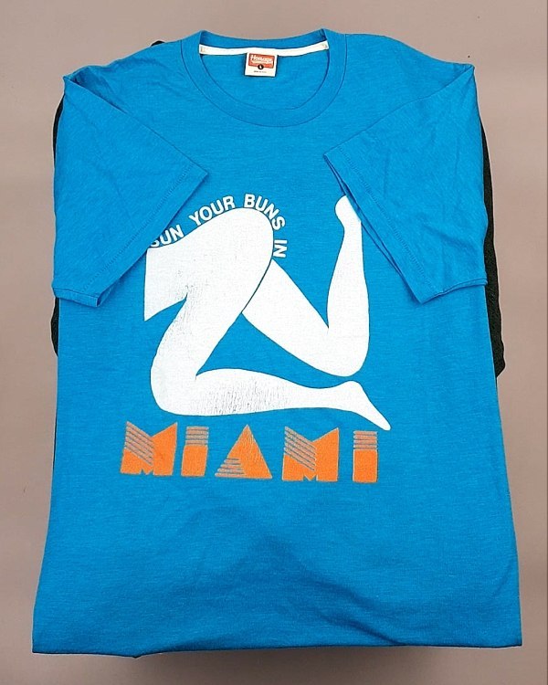 Фотография  909 - HOMAGE CAN 084#10 кг, ЛОТ №7497 оптом в Благовещенске и Амурской области