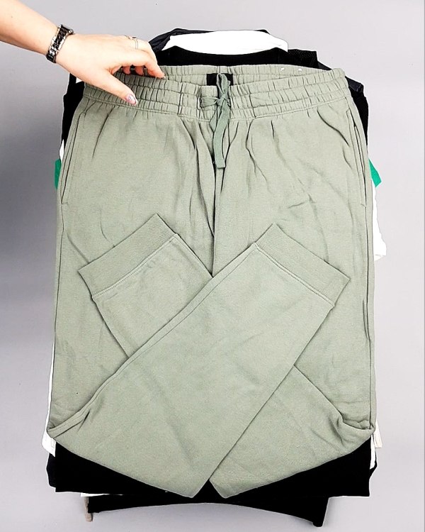 Фотография  621 - 12191 H&M mix textil 1224#25 кг, ЛОТ №7489 оптом в Благовещенске и Амурской области