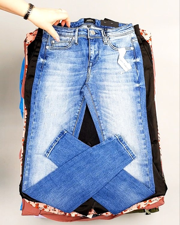 Фотография  143 - Bestseller Summer mix 104#15 кг, ЛОТ №7495 оптом в Благовещенске и Амурской области