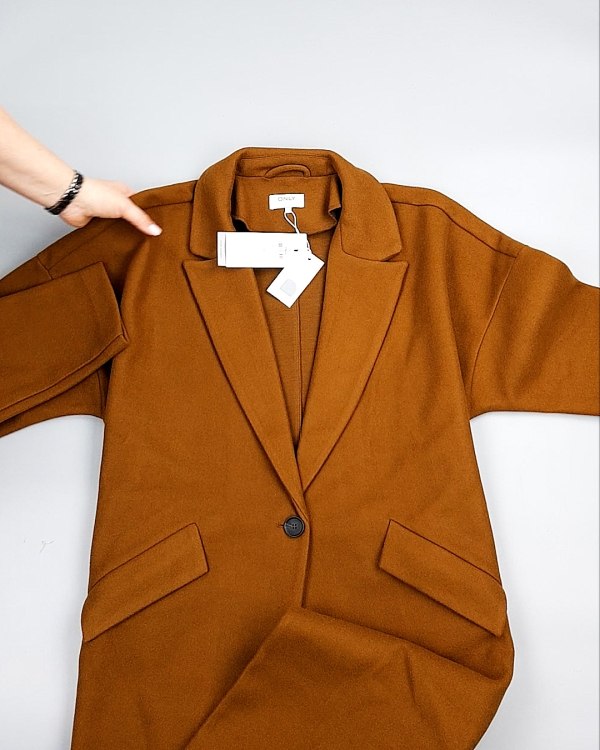 Фотография  975 - Пальто Bestseller 104#10,75 кг, ЛОТ №7561 оптом в Благовещенске и Амурской области