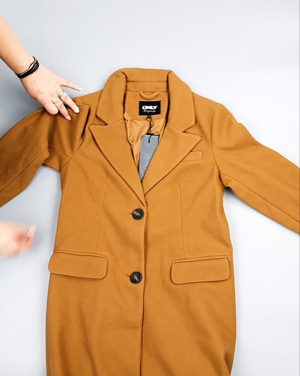 Фотография  964 - Пальто Bestseller 104#10,5 кг, ЛОТ №7559 оптом в Благовещенске и Амурской области