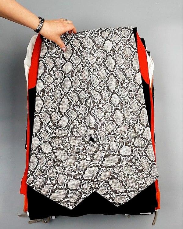 Фотография  844 - 12191 H&M mix textil 1224#25 кг, ЛОТ №7489 оптом в Благовещенске и Амурской области