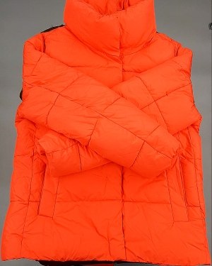 Купить Верхняя одежда AMAZON жен 015#10 кг, ЛОТ №7712 оптом в Благовещенске и Амурской области