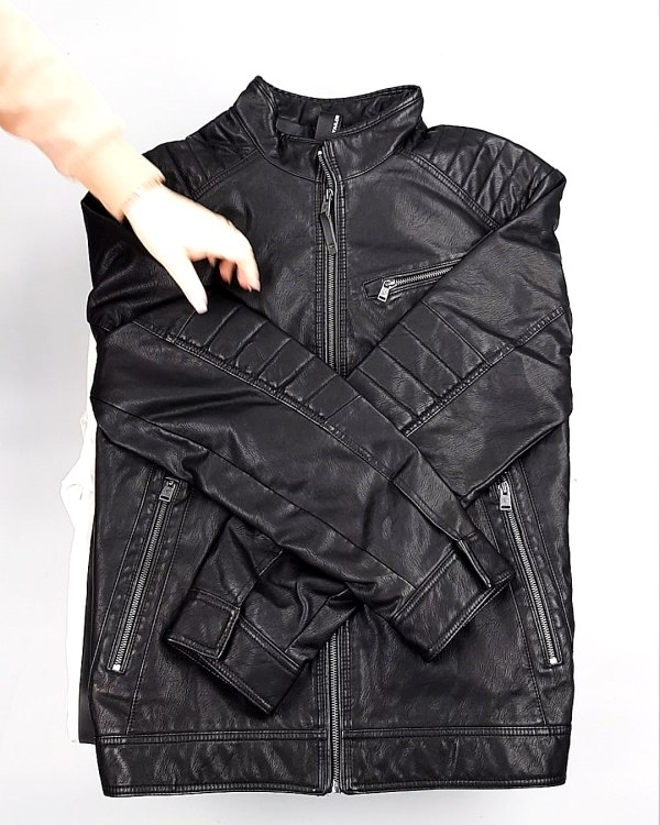 Фотография  951 - Верхняя одежда весна TOM TAILOR 124#7,1 кг, ЛОТ №7580 оптом в Благовещенске и Амурской области