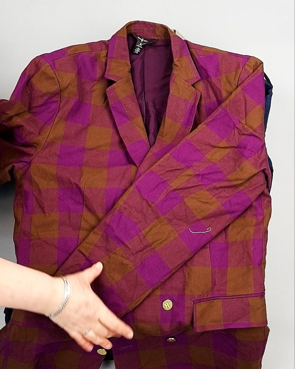 Фотография  540 - Пиджаки муж AMAZON 015#7,8 кг, ЛОТ №7774 оптом в Благовещенске и Амурской области