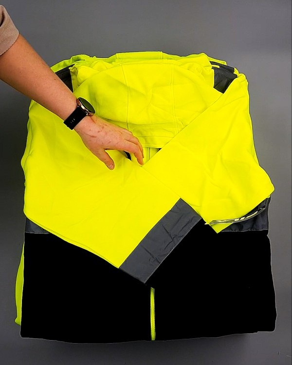 Фотография  597 - FILA CAN 084#7 кг, ЛОТ №7631 оптом в Благовещенске и Амурской области