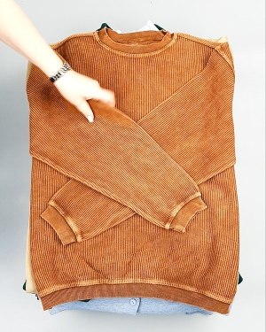 Фотография  754 - SWEATSHIRT CAN 084#10 кг, ЛОТ №7620 оптом в Благовещенске и Амурской области