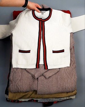 Фотография  828 - Кардиганы СТОК CAN 084#7 кг, ЛОТ №7672 оптом в Благовещенске и Амурской области