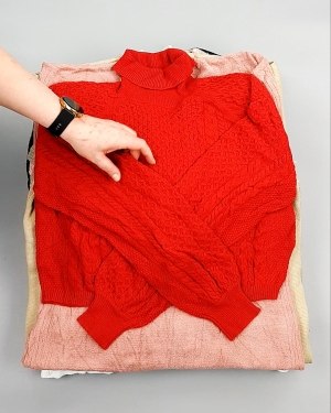 Фотография  577 - Джемпера СТОК CAN 084#7 кг, ЛОТ №7649 оптом в Благовещенске и Амурской области