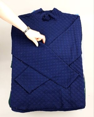 Фотография  481 - SWEATSHIRT CAN 084#10 кг, ЛОТ №7617 оптом в Благовещенске и Амурской области