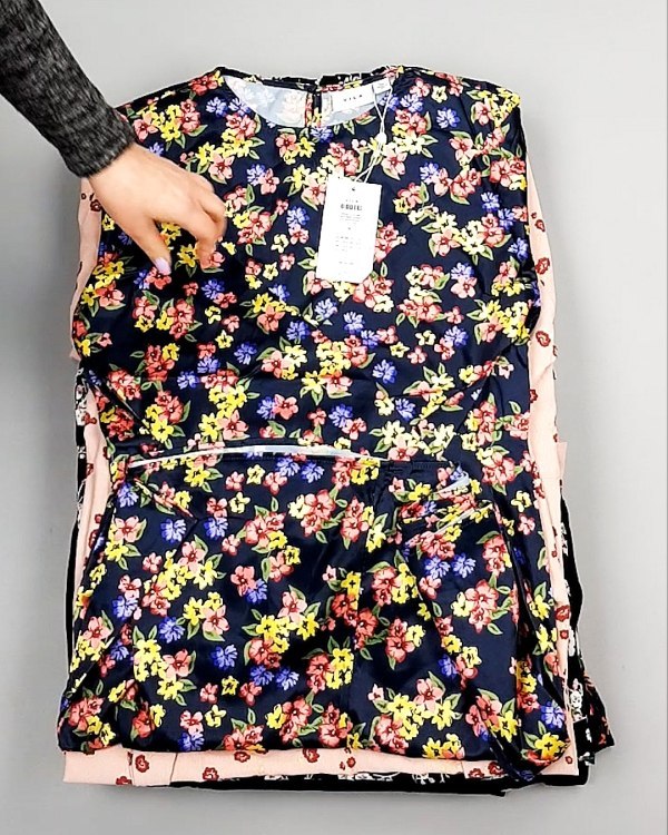 Фотография  645 - Платья VILA Summer 104#5 кг, ЛОТ №7833 оптом в Благовещенске и Амурской области