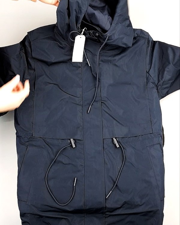 Фотография  898 - Верхняя одежда весна TOM TAILOR 124#7,8 кг, ЛОТ №7581 оптом в Благовещенске и Амурской области