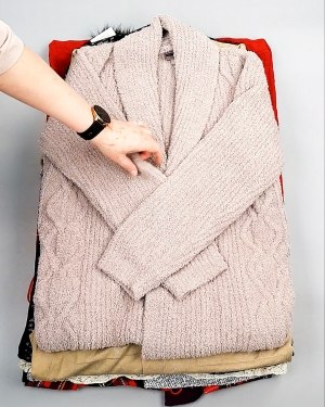 Фотография  625 - Кардиганы СТОК CAN 084#7 кг, ЛОТ №7672 оптом в Благовещенске и Амурской области