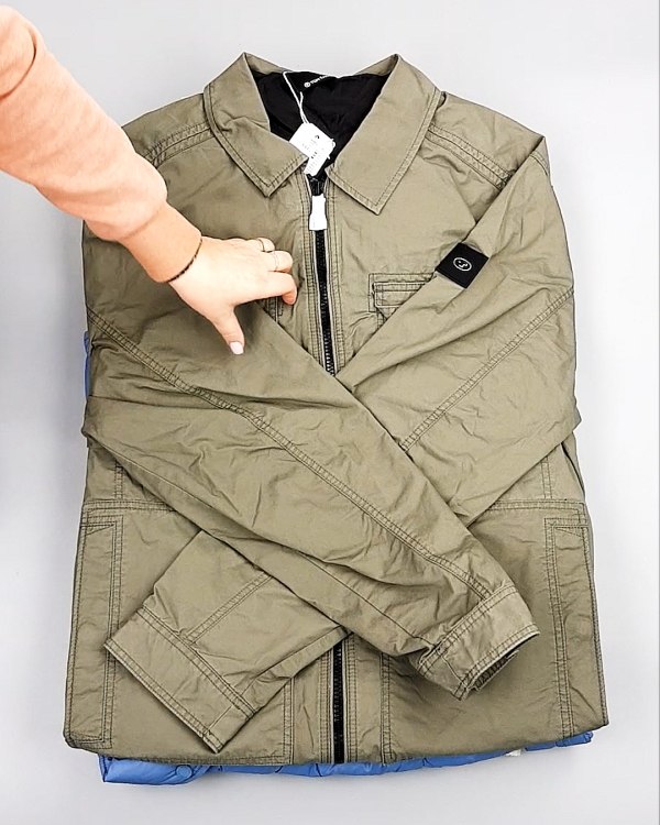 Фотография  550 - Верхняя одежда весна TOM TAILOR 124#7,8 кг, ЛОТ №7581 оптом в Благовещенске и Амурской области