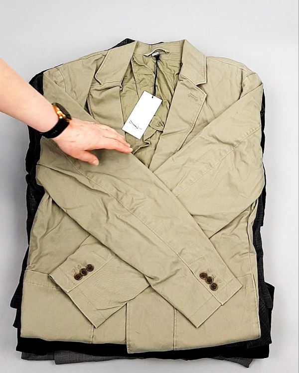 Фотография  783 - Пиджаки муж AMAZON 015#7,2 кг, ЛОТ №7770 оптом в Благовещенске и Амурской области