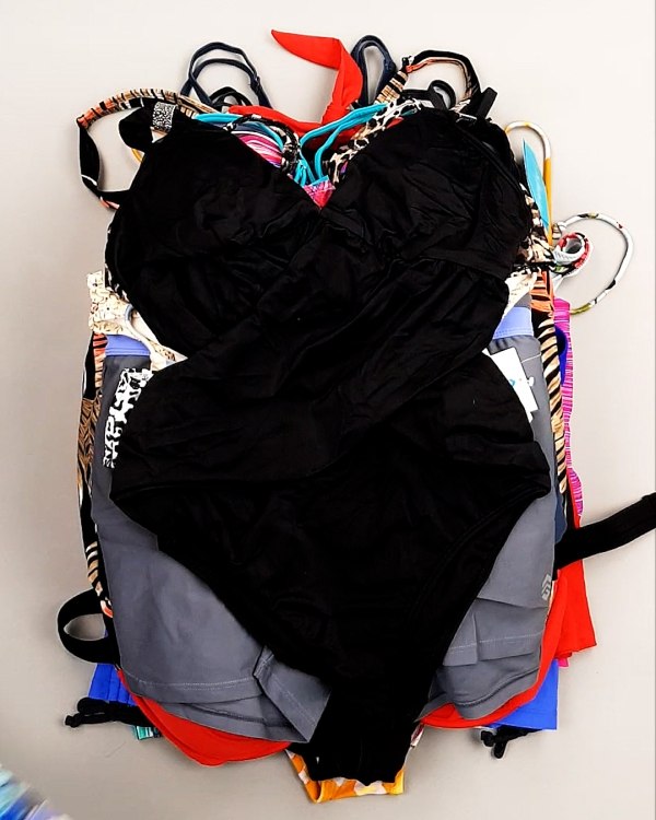 Фотография  419 - Купальники СТОК CAN 124#5 кг оптом в Благовещенске и Амурской области