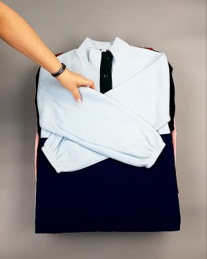 Фотография  987 - SWEATSHIRT CAN 084#10 кг, ЛОТ №7621 оптом в Благовещенске и Амурской области