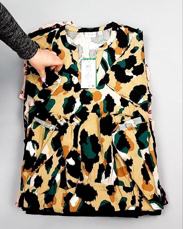 Фотография  915 - Платья VILA Summer 104#5 кг, ЛОТ №7833 оптом в Благовещенске и Амурской области