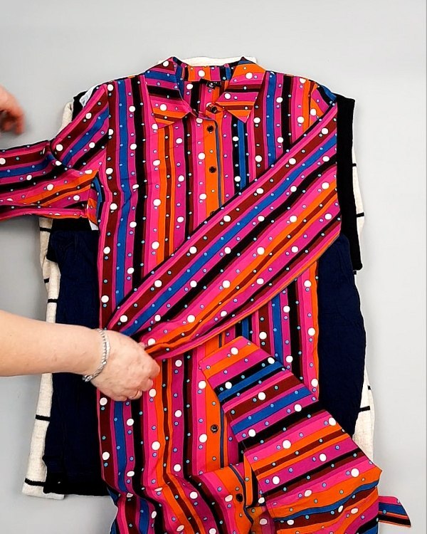 Фотография  842 - Платья СТОК CAN зима 084#7 кг, ЛОТ №7695 оптом в Благовещенске и Амурской области