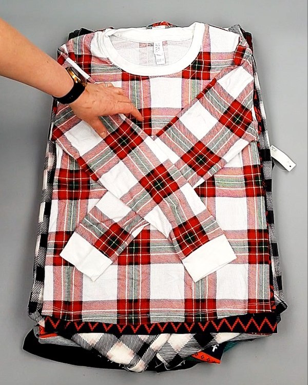 Фотография  690 - Домашняя одежда м/ж AMAZON 015#7 кг, ЛОТ №7783 оптом в Благовещенске и Амурской области