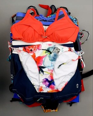 Фотография  919 - Купальники СТОК CAN 124#5 кг, ЛОТ №7686 оптом в Благовещенске и Амурской области