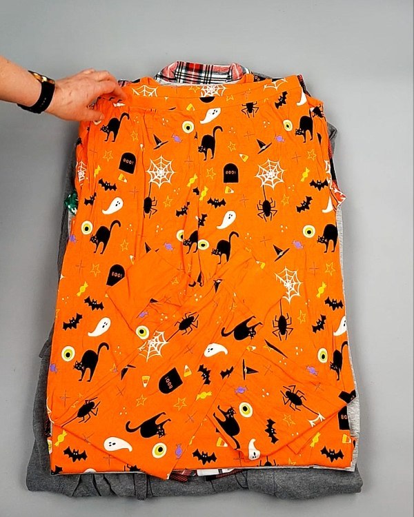 Фотография  251 - Домашняя одежда м/ж AMAZON 015#7 кг, ЛОТ №7782 оптом в Благовещенске и Амурской области