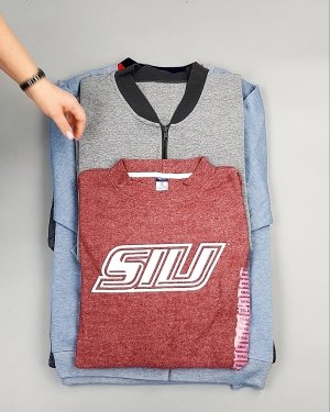 Фотография  978 - SWEATSHIRT CAN 084#10 кг, ЛОТ №7620 оптом в Благовещенске и Амурской области