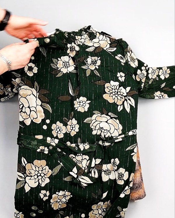 Фотография  577 - Платья СТОК CAN зима 084#7 кг, ЛОТ №7827 оптом в Благовещенске и Амурской области