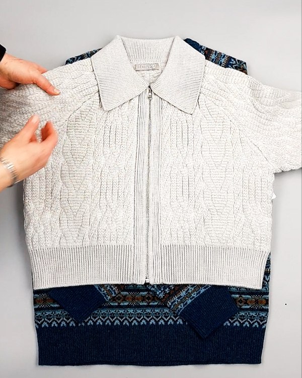 Фотография  656 - Джемпера СТОК CAN 084#7 кг, ЛОТ №7650 оптом в Благовещенске и Амурской области