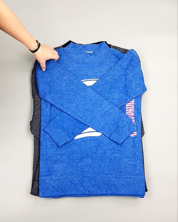 Фотография  646 - SWEATSHIRT CAN 084#10 кг, ЛОТ №7621 оптом в Благовещенске и Амурской области