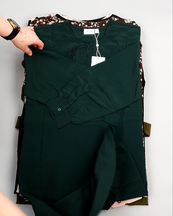 Фотография  963 - Платья VILA Summer 104#5 кг, ЛОТ №7698 оптом в Благовещенске и Амурской области