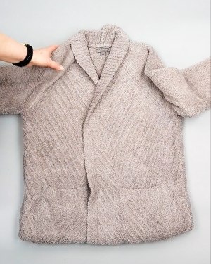 Фотография  310 - Кардиганы СТОК CAN 084#7 кг, ЛОТ №7673 оптом в Благовещенске и Амурской области