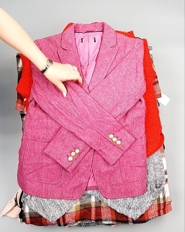 Фотография  233 - AMAZON mix жен весна 015#18 кг, ЛОТ №7718 оптом в Благовещенске и Амурской области