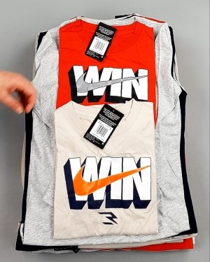 Фотография  313 - Тонковки детские NIKE CAN 084#5 кг, ЛОТ №7969 оптом в Благовещенске и Амурской области