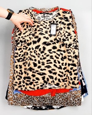 Фотография  334 - Блузки Bestseller 44#5 кг, ЛОТ №8026 оптом в Благовещенске и Амурской области