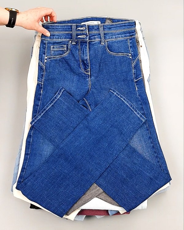 Фотография  961 - Джинсы NEXT Women#10 кг, ЛОТ №8034 оптом в Благовещенске и Амурской области