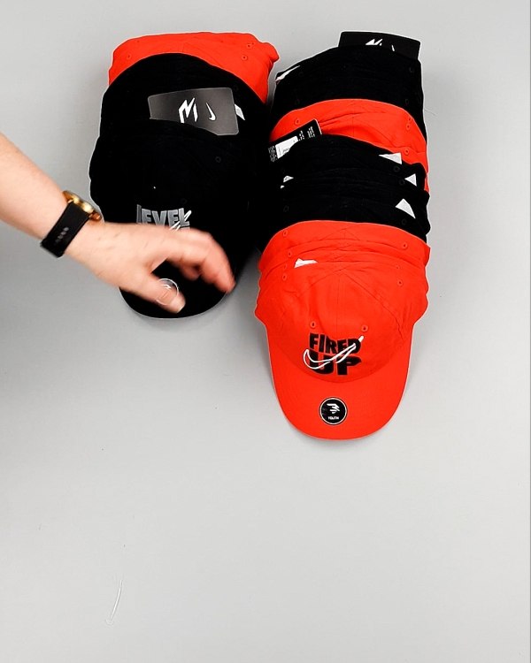 Фотография  208 - Кепки детские CAN 084#5 кг, ЛОТ №7964 оптом в Благовещенске и Амурской области