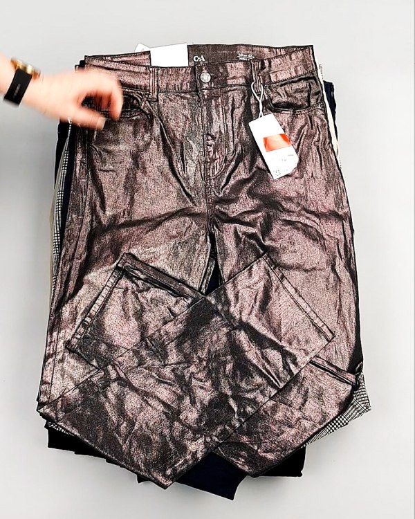 Фотография  438 - Брюки женские лето C&A 025#10 кг, ЛОТ №7895 оптом в Благовещенске и Амурской области