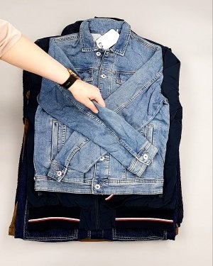 Фотография  307 - Ветровки м/ж C&A 025#10 кг, ЛОТ №7863 оптом в Благовещенске и Амурской области